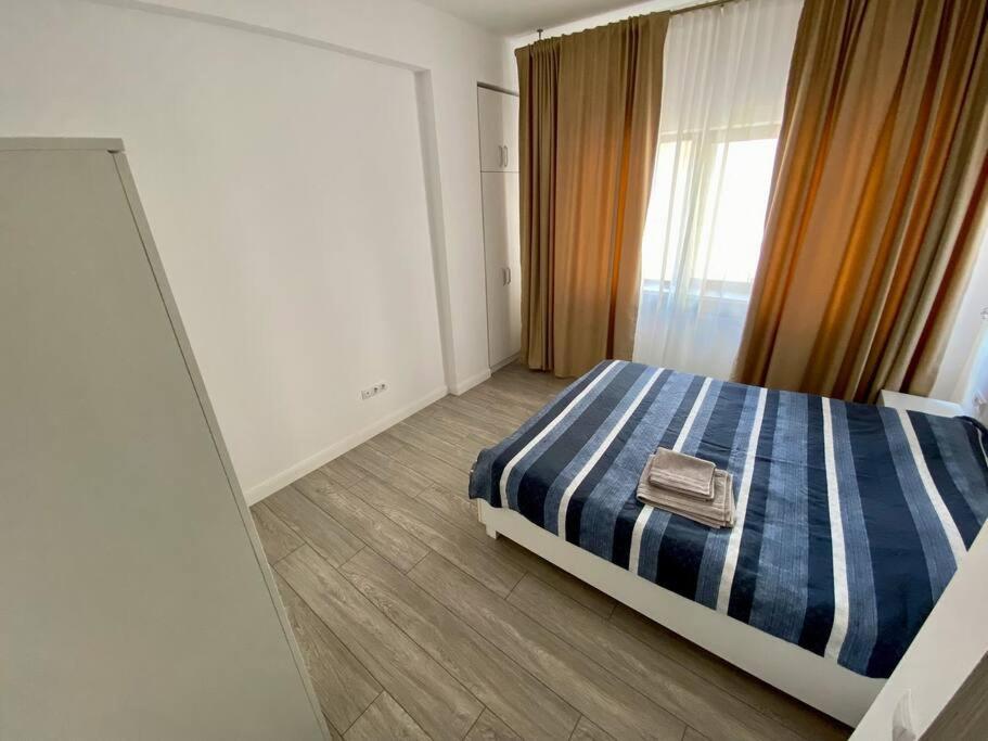 Cozy Central Apartment With 2 Rooms Bukarest Exterior foto
