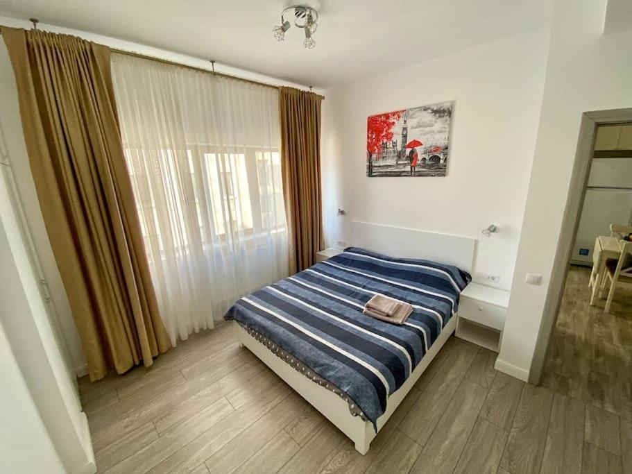 Cozy Central Apartment With 2 Rooms Bukarest Exterior foto