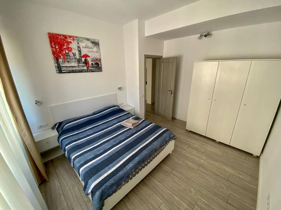 Cozy Central Apartment With 2 Rooms Bukarest Exterior foto
